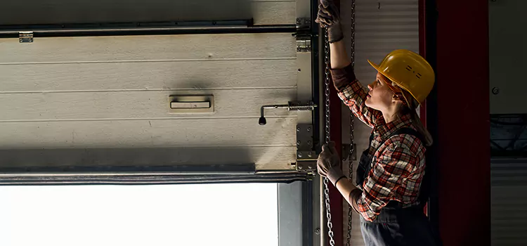 Addressing Common Garage Door Stoppage Issues in Albuquerque, NM